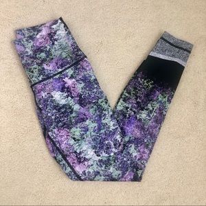 NWOT- Lululemon Wunder Under Leggings